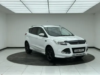 Used Ford Kuga Sport 180 HP (132 kW) 2016 White SUV