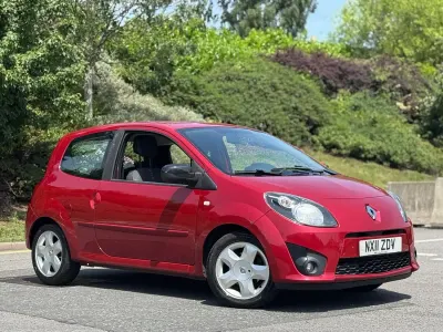 Used Renault Twingo Dynamique 2011 Red Hatchback