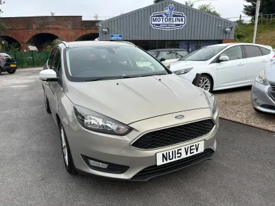 Used Ford Focus Zetec 125 HP (91 kW) 2015 Silver Estate