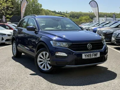 Used VW T-Roc SE 115 HP (84 kW) 2019 Blue SUV