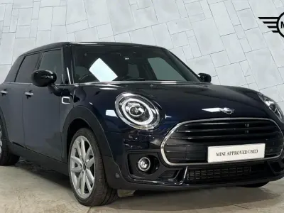 Used Mini Cooper Clubman Sport 134 HP (98 kW) 2021 Black Estate