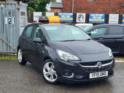 Used Vauxhall Corsa SRi 95 HP (69 kW) 2015 Black Hatchback