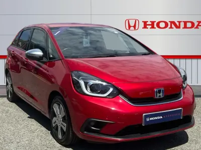 Used Honda Jazz Hybrid 109 HP (80 kW) 2021 Red Hatchback