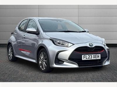 Used Toyota Yaris Hybrid 116 HP (85 kW) 2023 Silver Hatchback