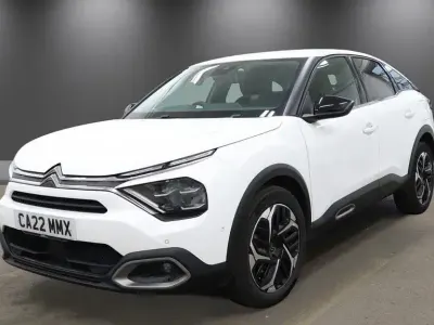 Used Citroën C4 PureTech 130 HP (95 kW) 2022 White Hatchback