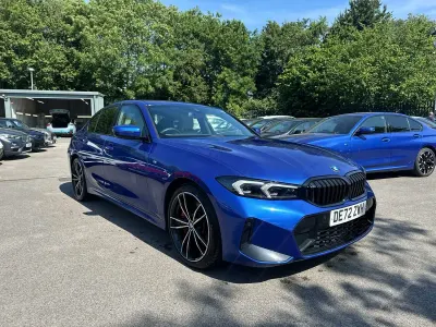 Begagnad BMW 320 M Sport 181 HK (133 kW) 2022 Blå Sedan