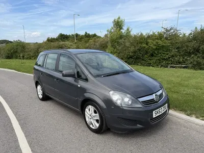Used Vauxhall Zafira 115 HP (84 kW) 2013 Grey MPV