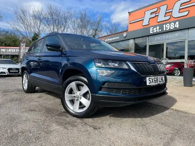 Używany Skoda Karoq SE 150 KM (110 kW) 2019 Niebieski SUV
