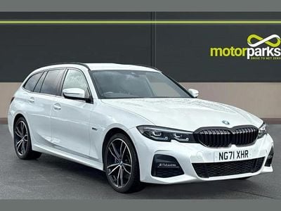 BMW 330e