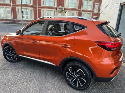 Used MG MG3 106 HP (77 kW) 2022 Orange Hatchback