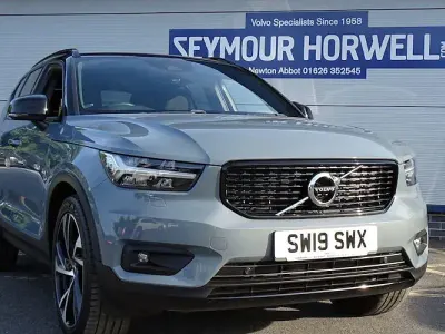 Used Volvo XC40 R-Design Pro 190 HP (139 kW) 2019 Grey SUV
