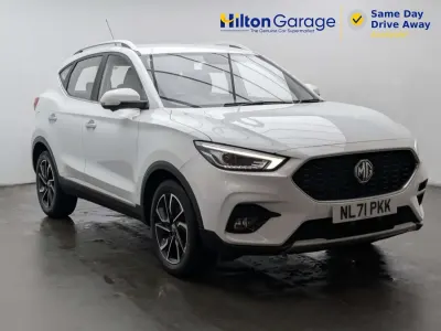 Używany MG ZS Exclusive 106 KM (77 kW) 2021 Biały SUV
