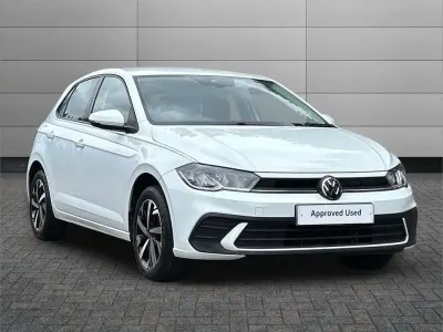 Used VW Polo Life 80 HP (58 kW) 2022 White Hatchback