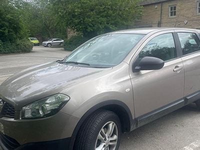 Beige Used 2011 Nissan Qashqai Acenta SUV | £1,990 (Good price)