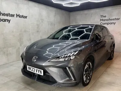 Begagnad MG MG4 EV Trophy 319 kW (435 HK) 2023 Halvkombi