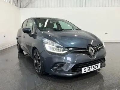 Used Renault Clio Dynamique 90 HP (66 kW) 2017 Grey Hatchback