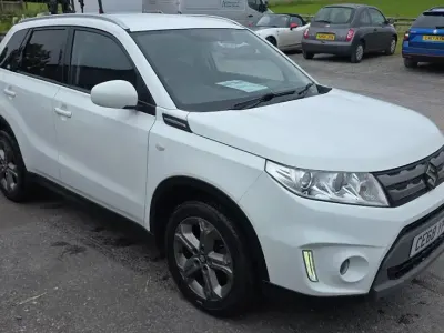 Used Suzuki Vitara SZ-T 120 HP (88 kW) 2018 White Hatchback