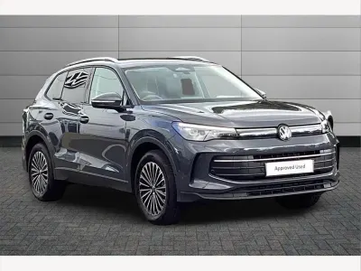 Używany VW Tiguan Match 150 KM (110 kW) 2025 Szary SUV