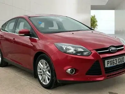 Used Ford Focus Zetec 2013 Red Hatchback