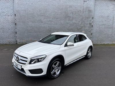 Usado Mercedes GLA200 AMG line 136 HP (100 kW) 2015 Branco SUV