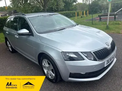 Używany Skoda Octavia SE 2018 Srebrny Kombi