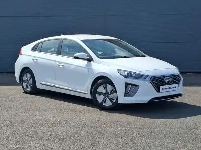 Used Hyundai Ioniq Premium SE 141 HP (103 kW) 2022 White Hatchback