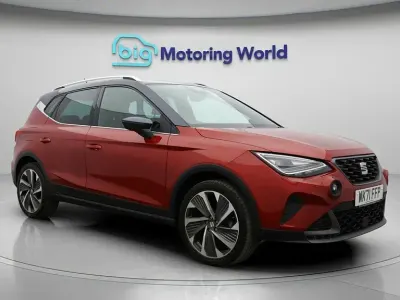 Używany Seat Arona FR Sport 110 KM (80 kW) 2021 Czerwony SUV