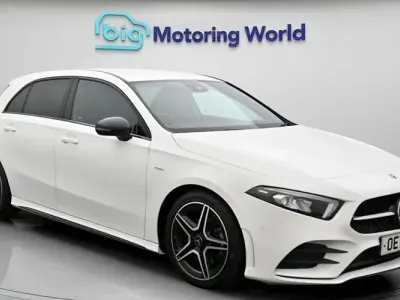 Used Mercedes A180 Executive 116 HP (85 kW) 2021 White Hatchback