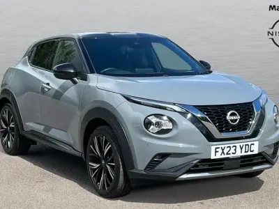 Used Nissan Juke Tekna+ 114 HP (83 kW) 2023 Two tone special  ceramic grey with pearl black r SUV
