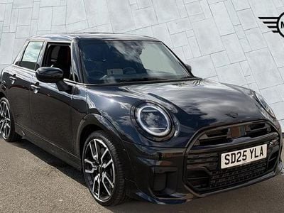 Używany Mini Cooper S Hatch 201 KM (147 kW) 2025 Czarny Hatchback