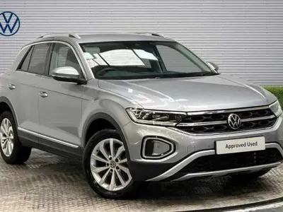 Used VW T-Roc Style 150 HP (110 kW) 2025 Silver SUV