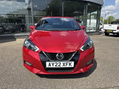 Gebraucht Nissan Micra Acenta 2022 Rot Kleinwagen