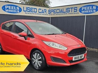 Red Used 2016 Ford Fiesta Style Hatchback | £2,975 (Good price)