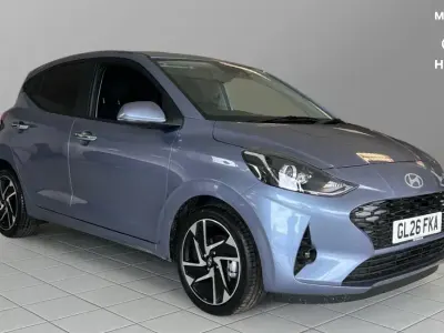 Neu Hyundai i10 Premium 79 PS (58 kW) 2026 Blau Kleinwagen