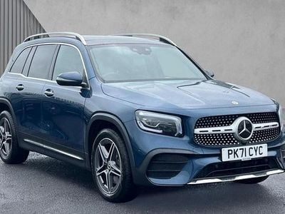Mercedes GLB220