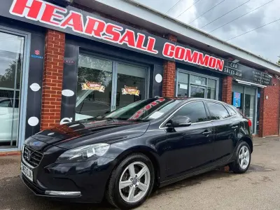 Used Volvo V40 SE 115 HP (84 kW) 2014 Black Hatchback
