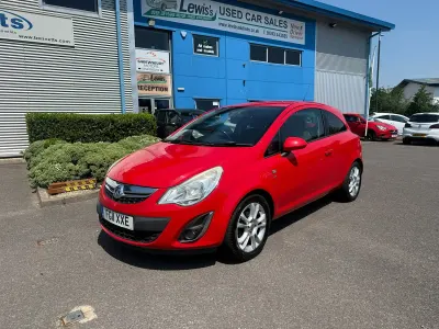 Used Vauxhall Corsa Excite 100 HP (73 kW) 2011 Red Hatchback
