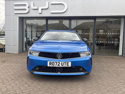 Used Vauxhall Astra Design Edition 128 HP (94 kW) 2022 Blue Hatchback