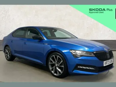 Used Skoda Superb SportlinePlus 190 HP (139 kW) 2023 Blue Hatchback
