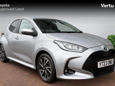 Used Toyota Yaris Hybrid Design 116 HP (85 kW) 2023 Silver Hatchback