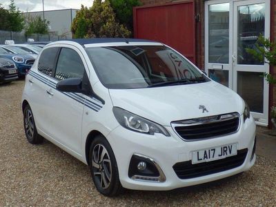 Used Peugeot 108 Top! Collection 82 HP (60 kW) 2017 White Hatchback