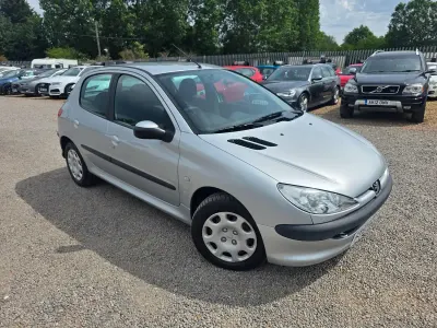 Used Peugeot 206 90 HP (66 kW) 2003 Silver Hatchback