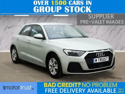 Usado Audi A1 Sportback Design 95 HP (69 kW) 2023 Prateado Citadino