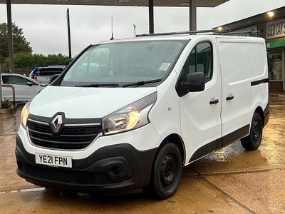 White Used 2021 Renault Trafic Business MPV | £9,350 (Super price)