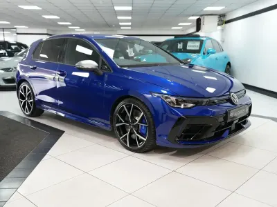 Used VW Golf VIII R 333 HP (244 kW) 2024 Blue Hatchback