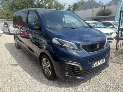 Used Peugeot Traveller Allure 2018 Blue MPV