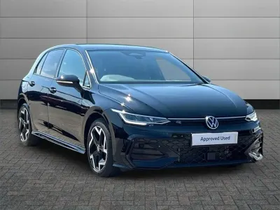 Used VW Golf VIII R-line 150 HP (110 kW) 2025 Black Hatchback