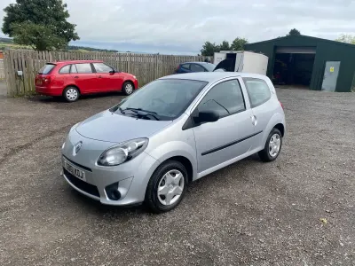 Used Renault Twingo 2011 Silver Hatchback