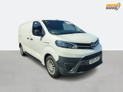 Used Toyota Proace 100 kW (136 HP) 2022 White MPV
