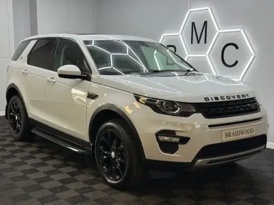 Używany Land Rover Discovery Sport HSE 180 KM (132 kW) 2017 Biały SUV